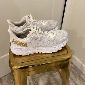 Hoka One One Clifton 7